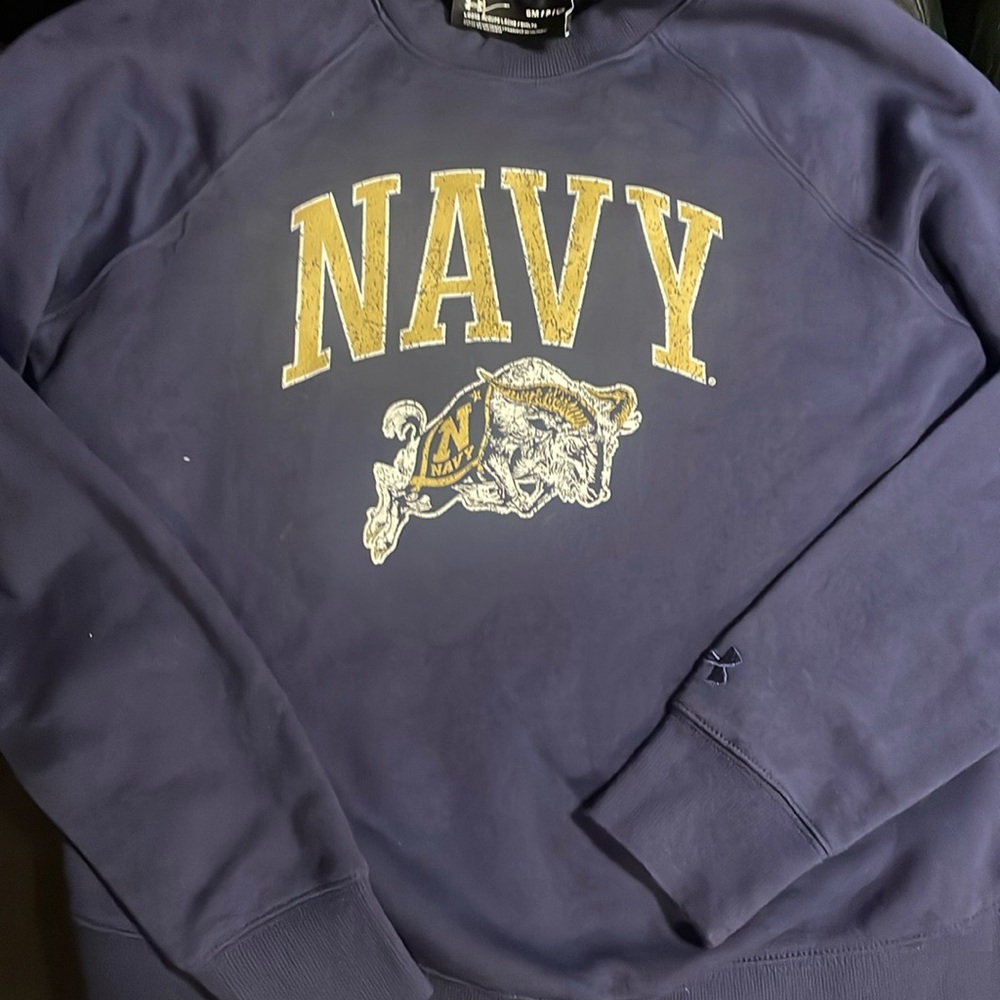 Under Armour loose NAVY sweatshirt size small